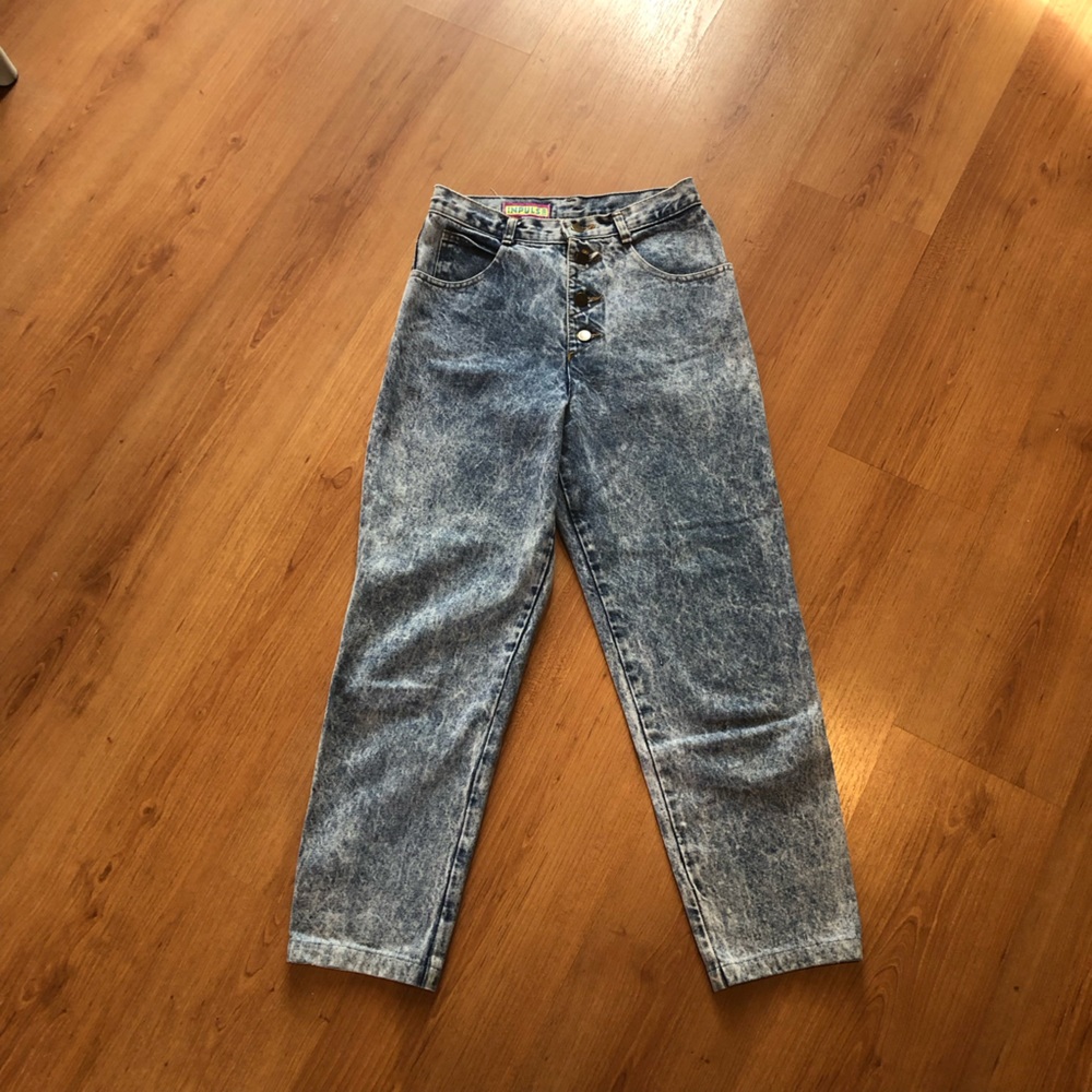 Vintage high rise acid wash jeans
